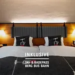Engadiner Boutique-hotel Guardaval 4*