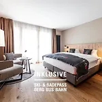 Engadiner Boutique-hotel Guardaval Otel Scuol