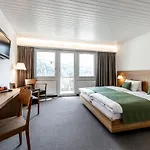 Engadiner Boutique-hotel Guardaval 4*