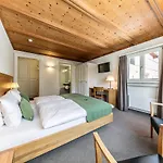 Hotel Engadiner Boutique-hotel Guardaval Scuol