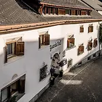 Hotel Engadiner Boutique-hotel Guardaval Scuol