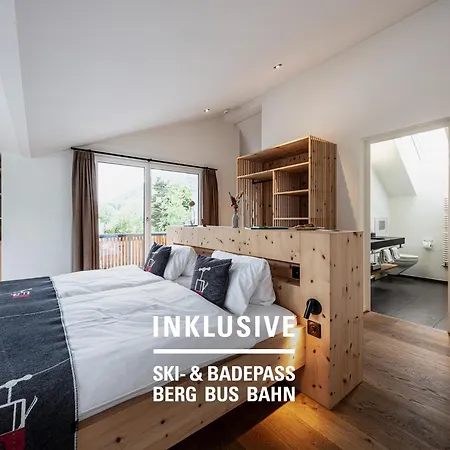 酒店 Engadiner Boutique-hotel Guardaval 施库尔