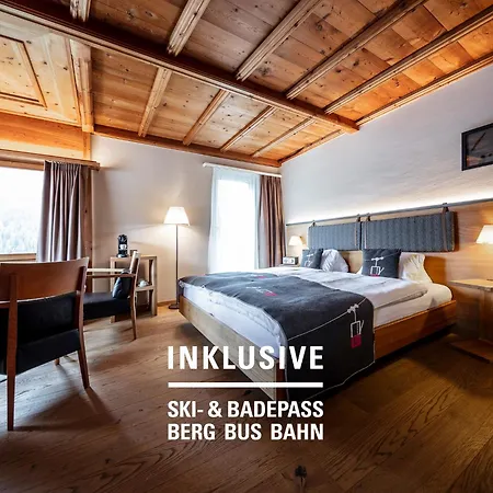 酒店 Engadiner Boutique-hotel Guardaval 施库尔