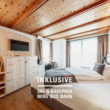 호텔 Engadiner Boutique-hotel Guardaval