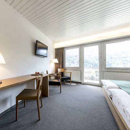 酒店 Engadiner Boutique-hotel Guardaval