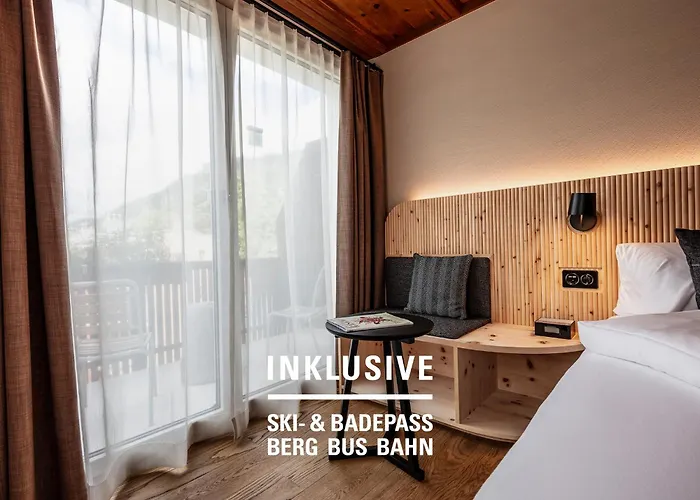 Engadiner Boutique-hotel Guardaval 4*