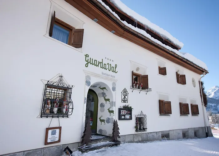Engadiner Boutique-hotel Guardaval Hotel 4*