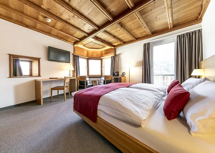 Engadiner Boutique-hotel Guardaval Hotel Scuol