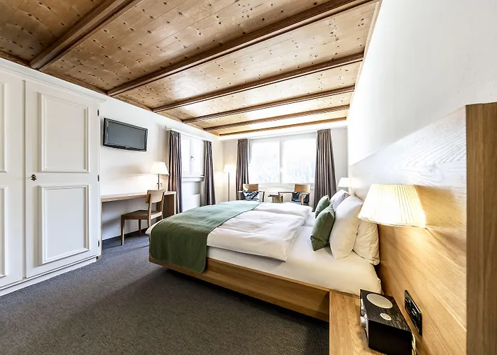 Engadiner Boutique-hotel Guardaval 4* Scuol