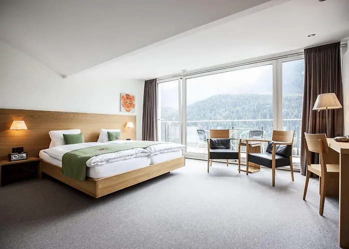Engadiner Boutique-hotel Guardaval Hotel Scuol