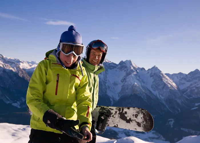 Engadiner Boutique-hotel Guardaval Hotel