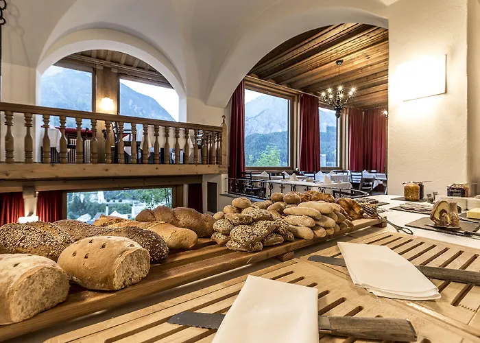 Hotel Engadiner Boutique-hotel Guardaval Scuol