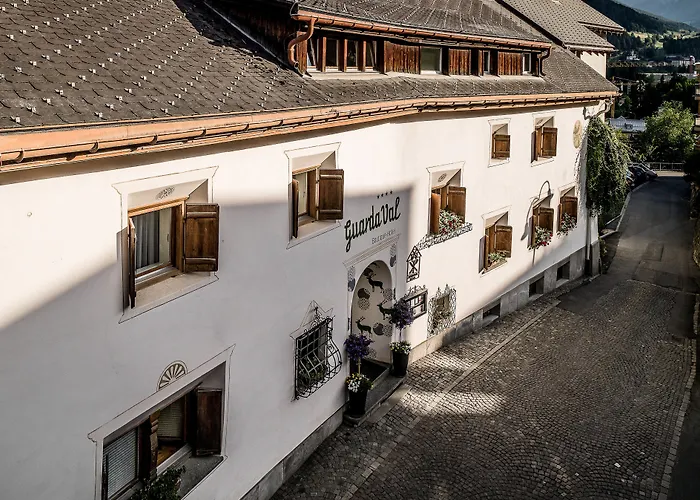 Hotel Engadiner Boutique-hotel Guardaval Scuol