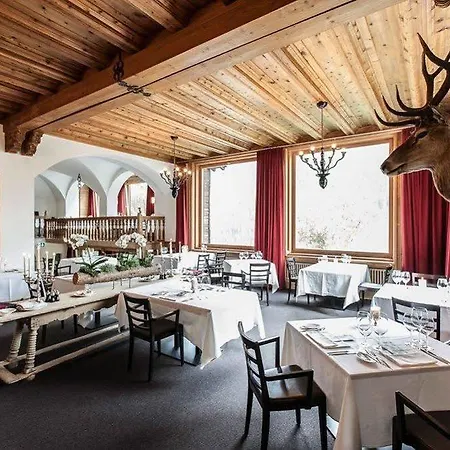 Engadiner Boutique-hotel Guardaval 4* Scuol