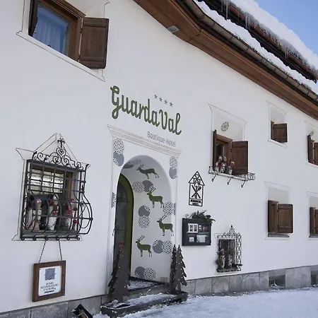 Engadiner Boutique-hotel Guardaval 4*