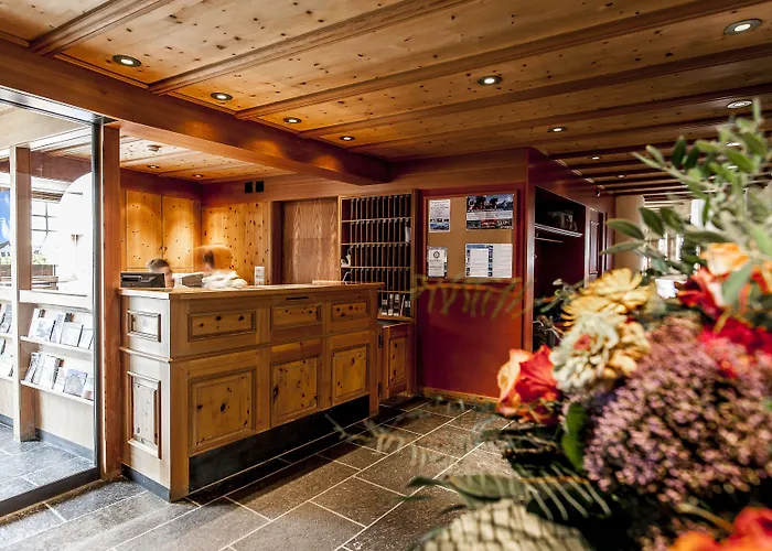 Engadiner Boutique-hotel Guardaval 4*