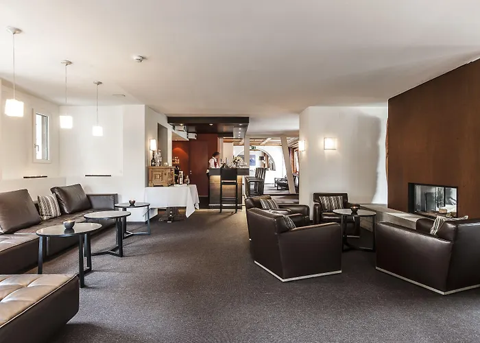 Engadiner Boutique-hotel Guardaval 4*