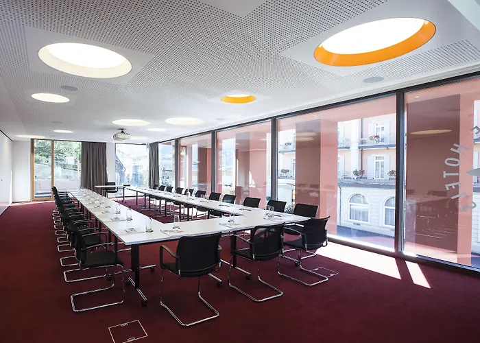 Отель Engadiner Boutique-hotel Guardaval Скуоль